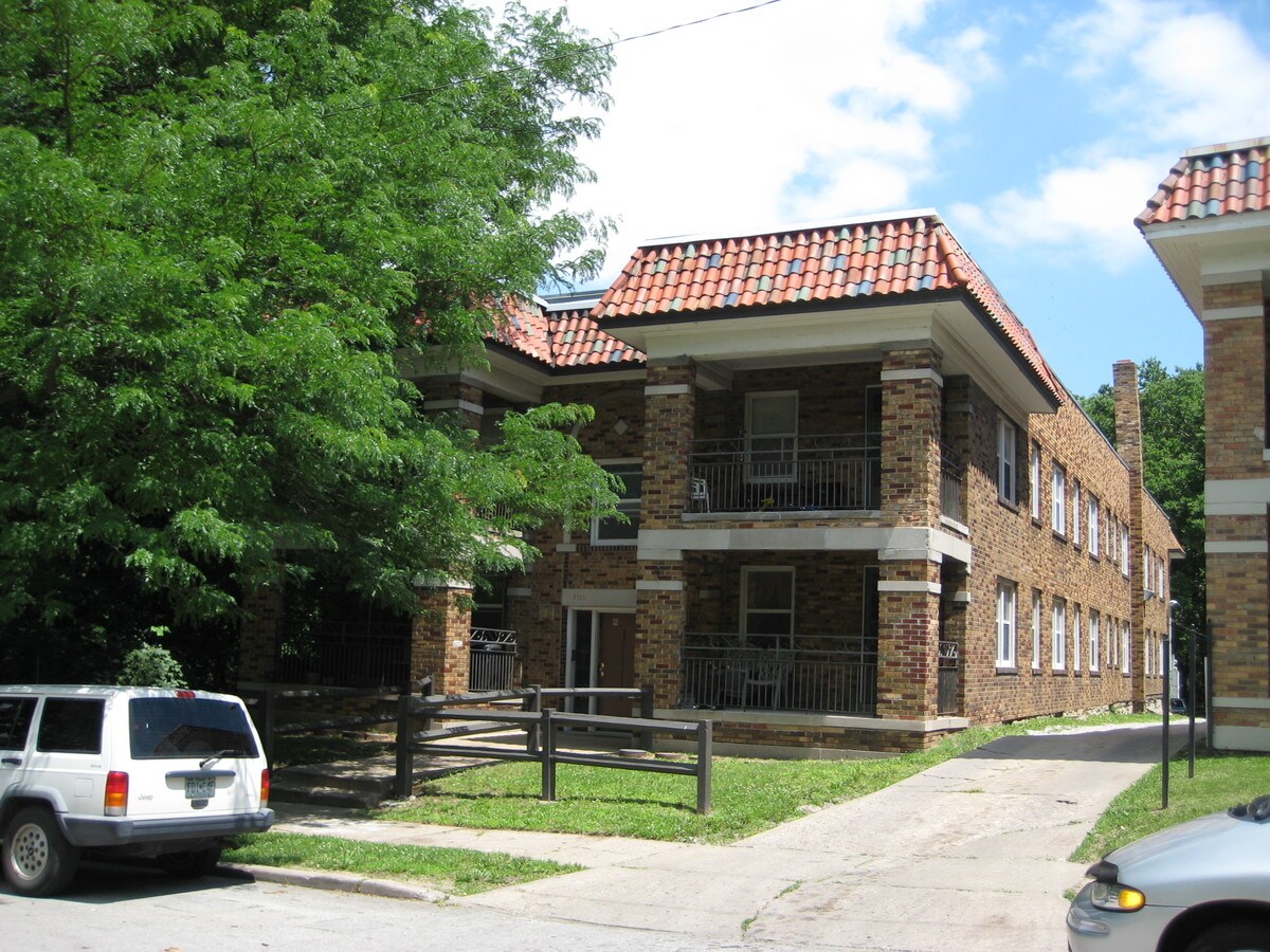 Photo - 2727 Campbell St Apartment