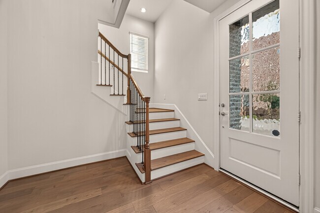 Photo - 9663 Kings Cross Station