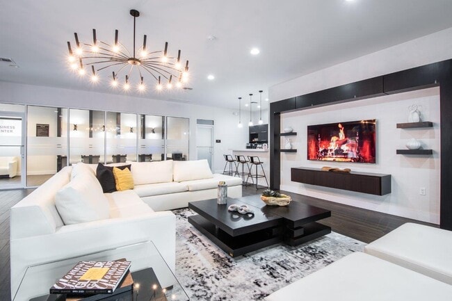 Photo - Legacy Palm Isle