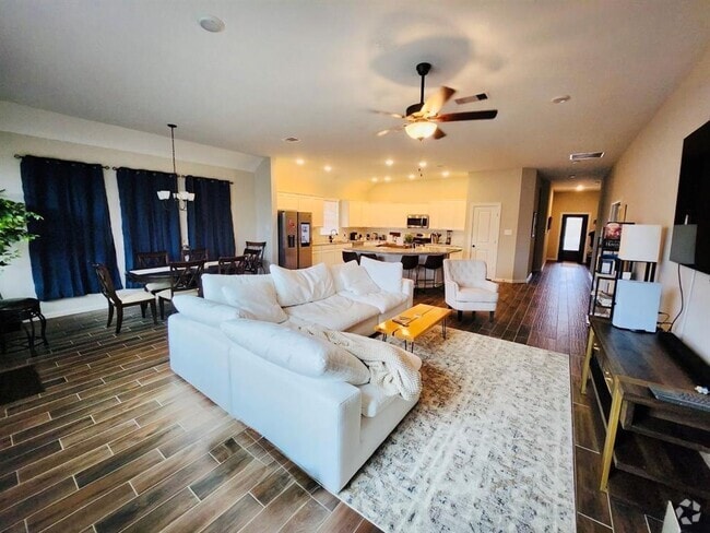 Building Photo - 23838 Via Leoni Dr Rental