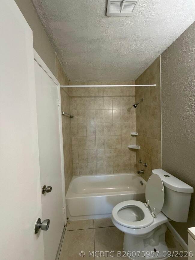 2130 NW 58th Ave Unit 25-C