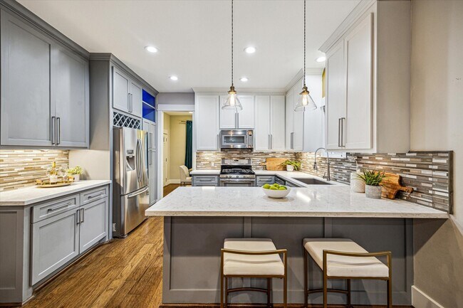 Photo - 1111 Adele St