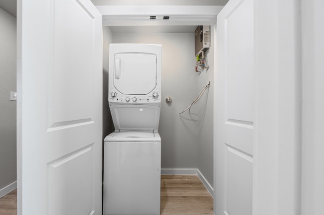 Photo - 113 Thomas St