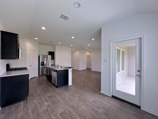 Photo - 21395 Owl Rd