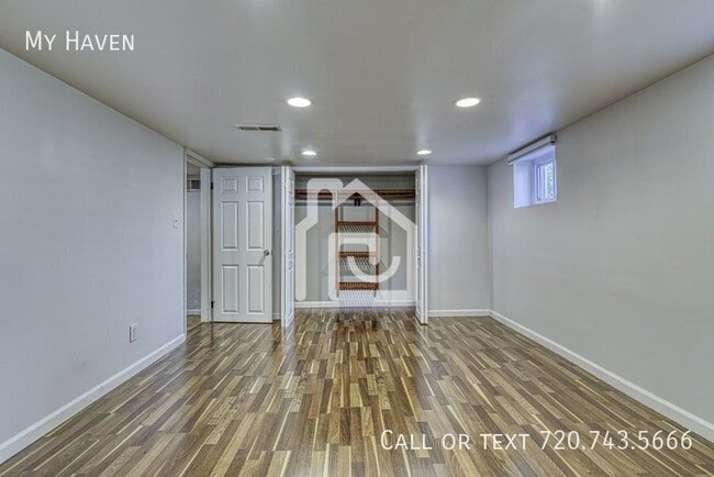 Building Photo - 2015 Gray St Rental