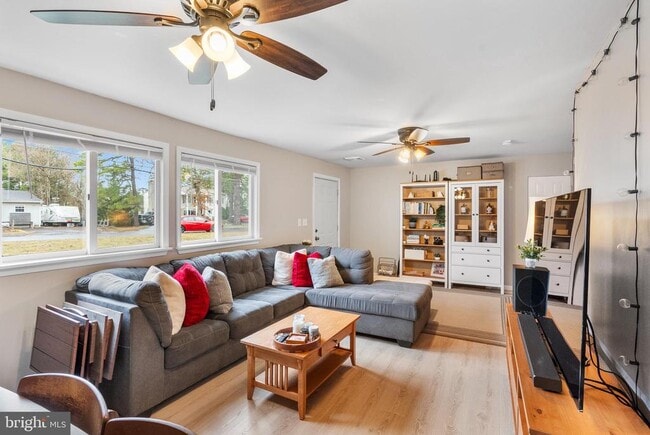 Building Photo - 236 Chippewa Trail