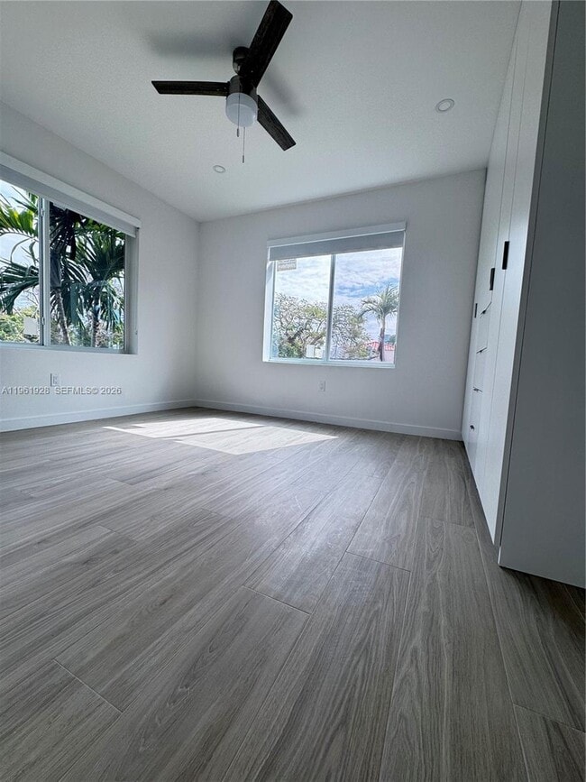 Photo - 2855 Royal Palm Ave Unit 3