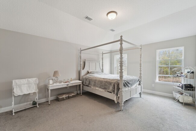 Photo - 601 Meloney Dr