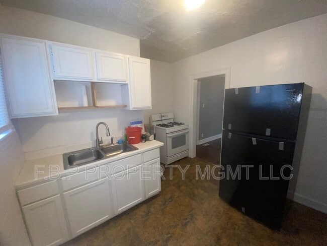 Photo - 3831 Waverly St Unit 1