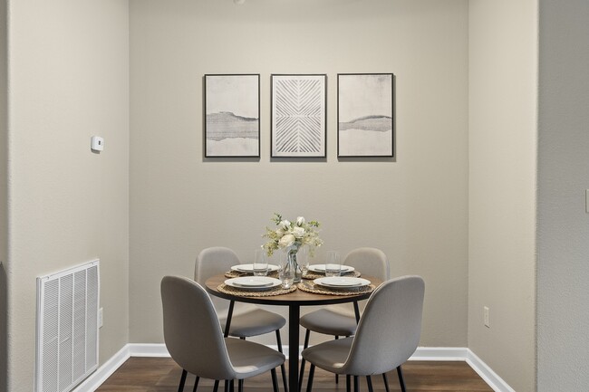 2bd 2ba - Premium Unit
