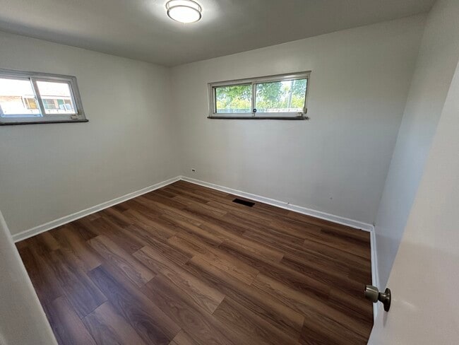 Photo - 1353 Stanley Blvd