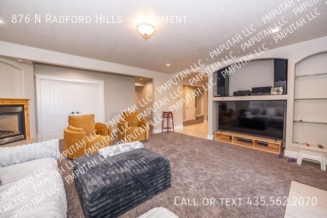 Photo - 876 N 5150 E