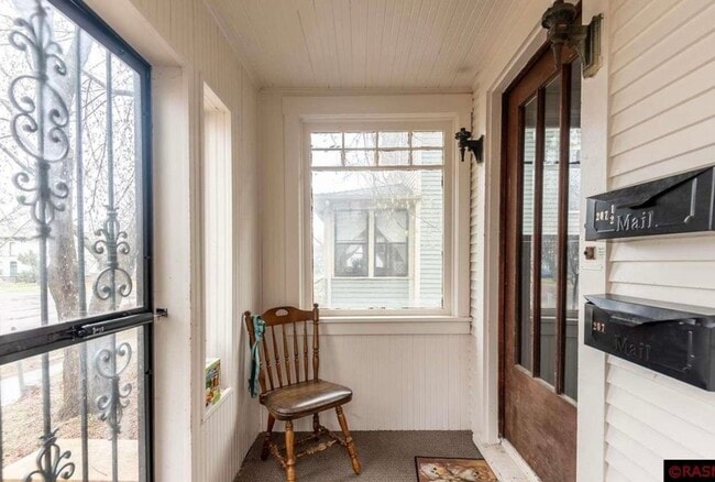 Fotografía del edificio - 207 Van Brunt St Unidad 2