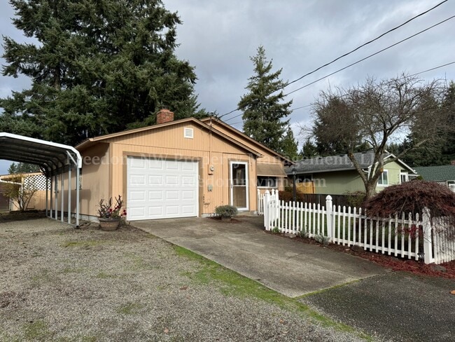 Photo - 4410 21st Ct SE