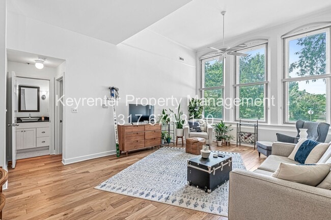 Photo - 714 Buchanan St