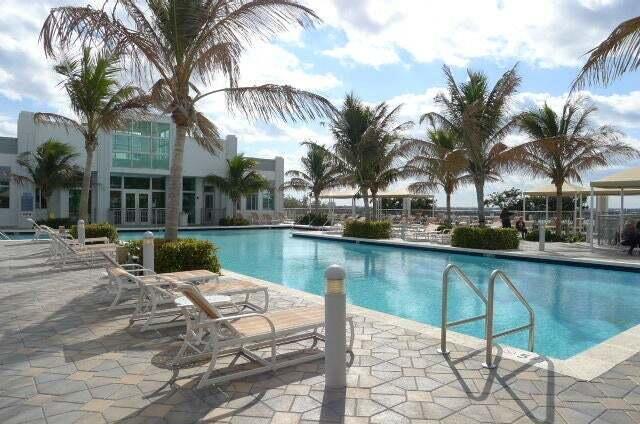 Photo - 300 S Australian Ave Unidad 1504