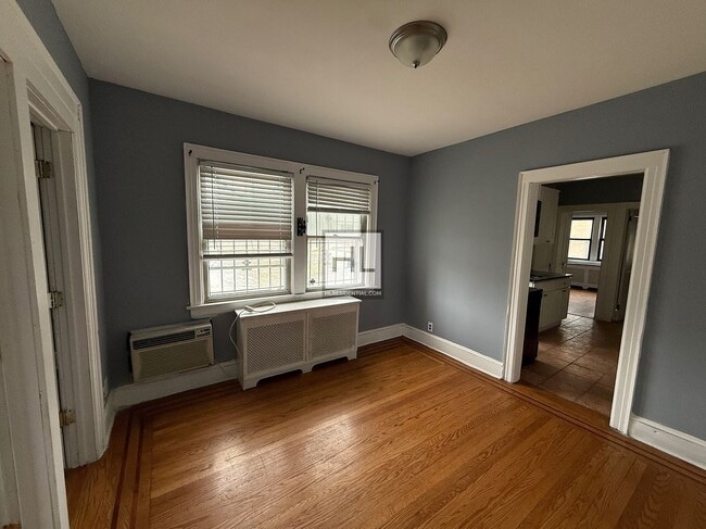 Photo - FOREST AVENUE Unit 2