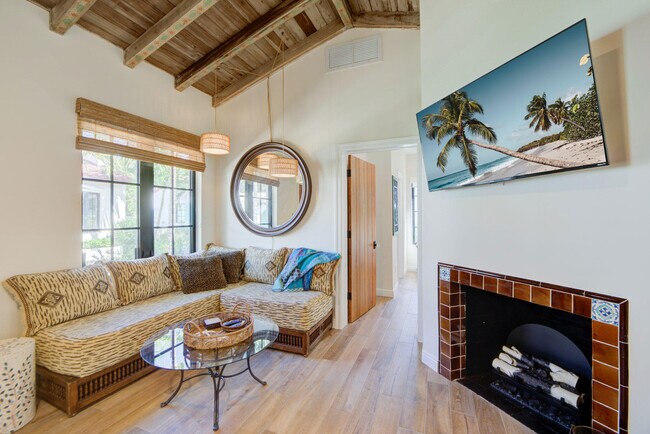 Photo - 110 Marine Way