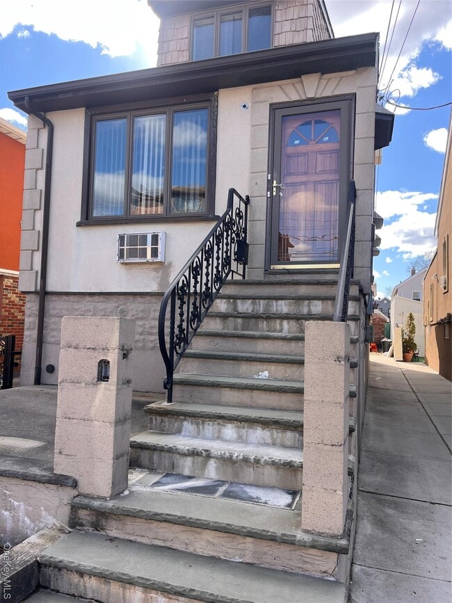 Building Photo - 21-46-46 73rd St Unit 2nd Fl