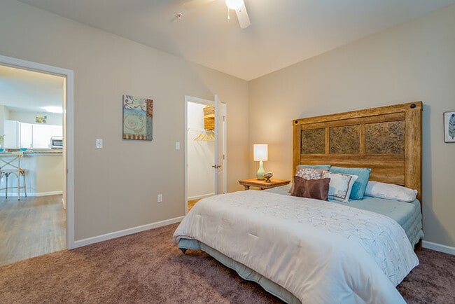 Photo - Waterways Apartments