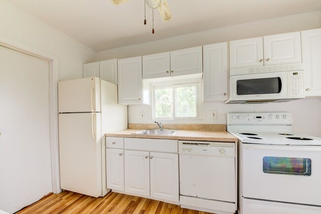 Photo - 474 Edith St