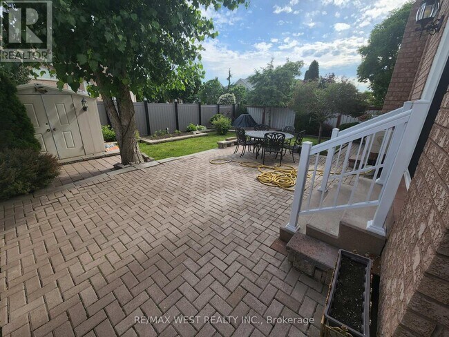 Photo - 379 Sonoma Blvd