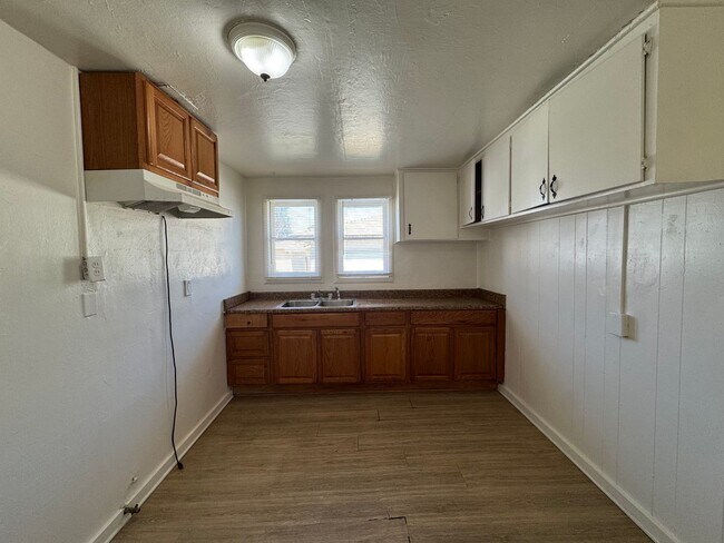 Photo - 209 Warren Ave Unidad C