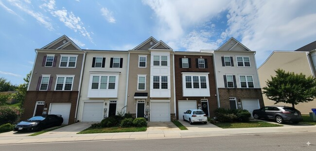 Building Photo - 1104 Frontline Dr Rental