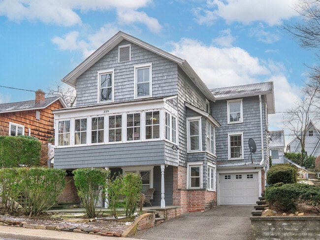 Building Photo - 339 Glen Ave