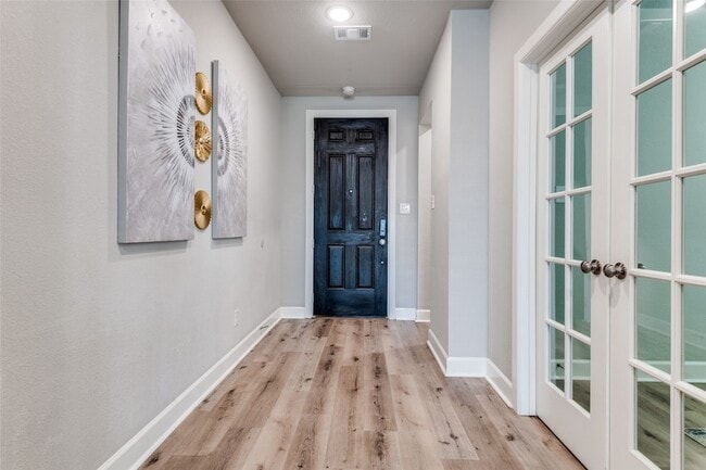 Photo - 1284 Caprock Dr