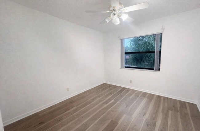 Photo - 3950 Cocoplum Cir