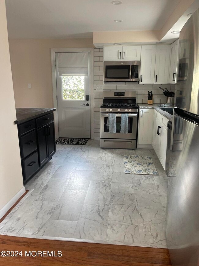 Photo - 1407 River Rd