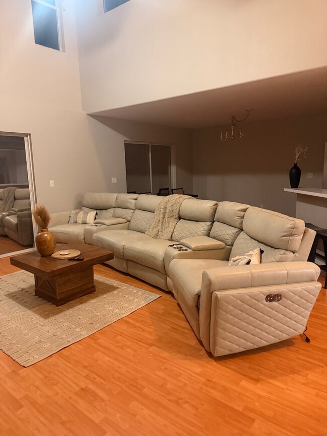 Photo - 612 Baldwin Dr