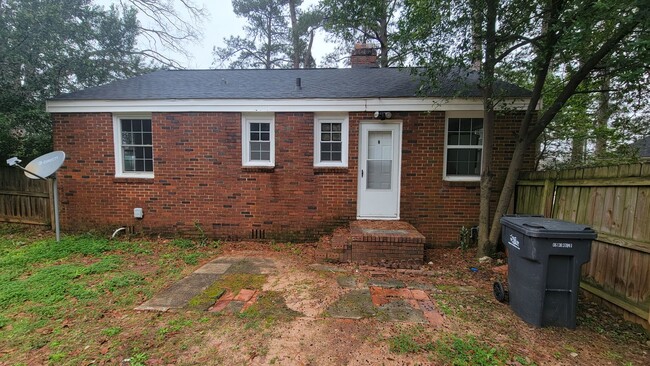 Cottage style home with car port! Perfect ... - Cottage style home with car port! Perfect ...