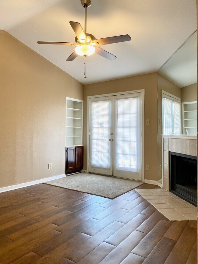 Photo - 14600 Fonmeadow Dr Unit 907