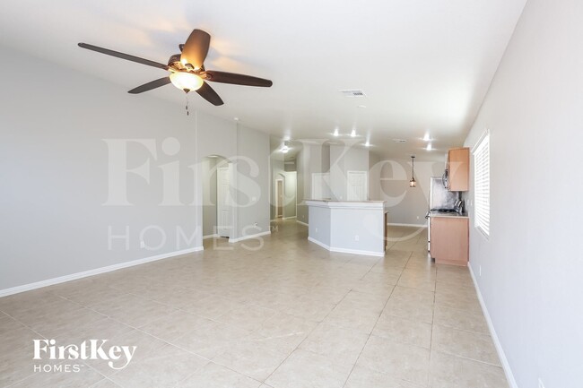 Photo - 4532 Silverwind Rd