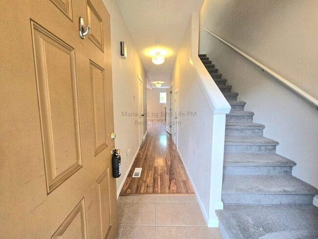 Photo - 17923 SW Niks Dr