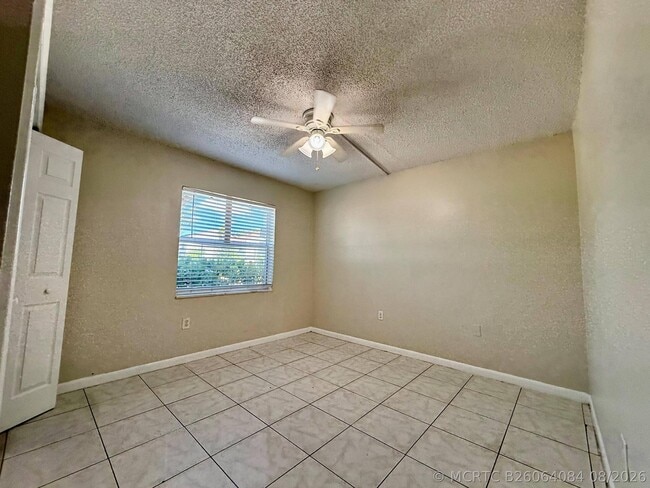 700 SW 81st Ave Unit 1A