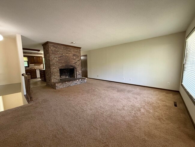 Photo - 1307 W Lexington Cir