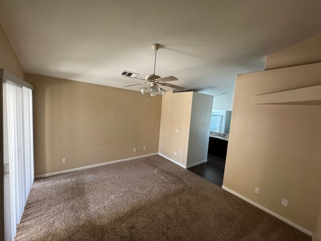 1337 E Sunnyside Ave
