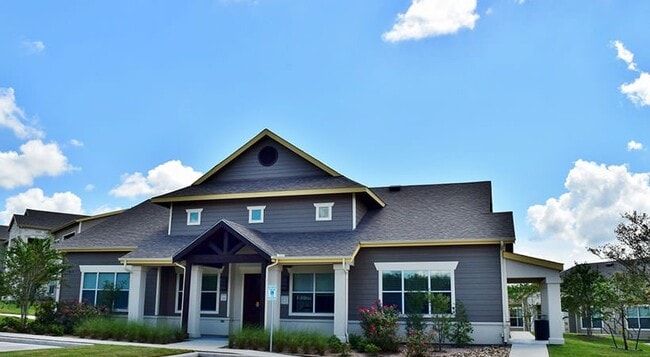 Photo - Bailey Square