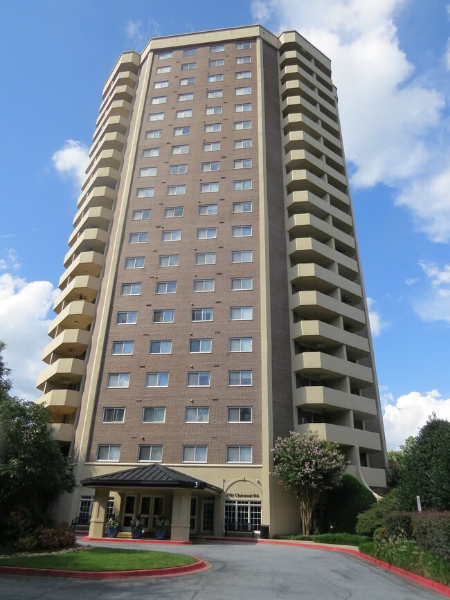 Building Photo - 1501 Clairmont Rd Rental