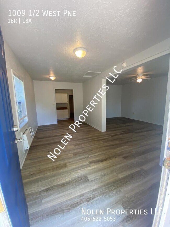 Photo - 1009 1/2 West Pne-