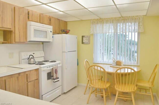 Photo - 135 Palm Dr