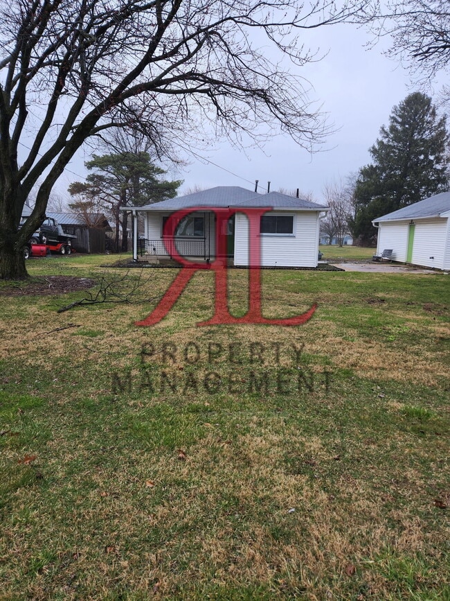 Photo - 2436 Charlemagne St