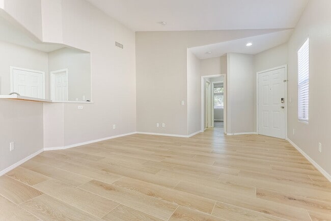 Photo - 2741 N Kenton