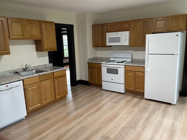 Photo - 236-238-238 College St Unidad 238-3