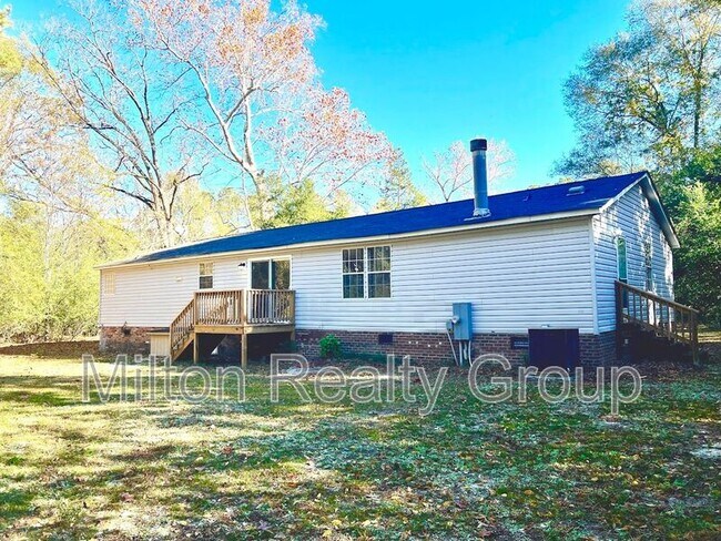 Photo - 550 Old Mail Rd