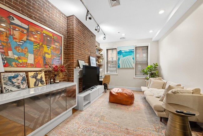 Photo - 123 Willow Ave Unit 2