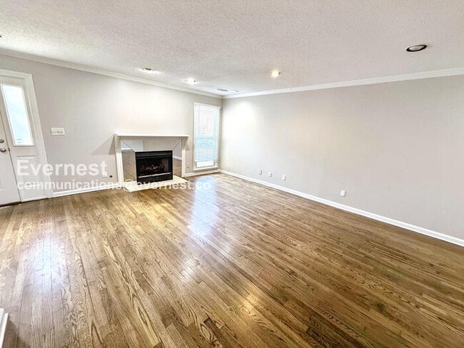 Photo - 713 Carr Ave